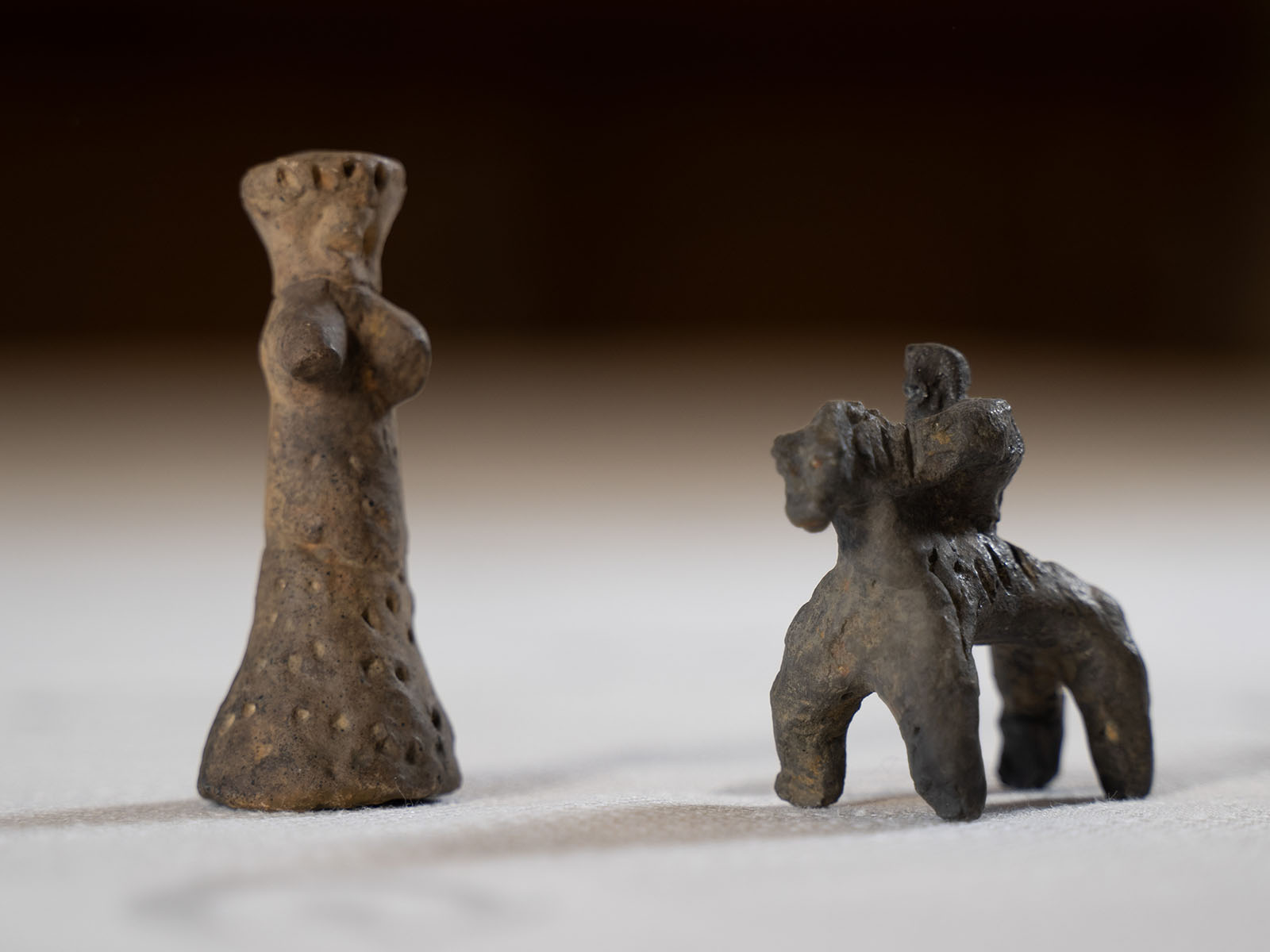 Historische Fundstücke aus der Umgebung des Ofens im Stiftsmuseum