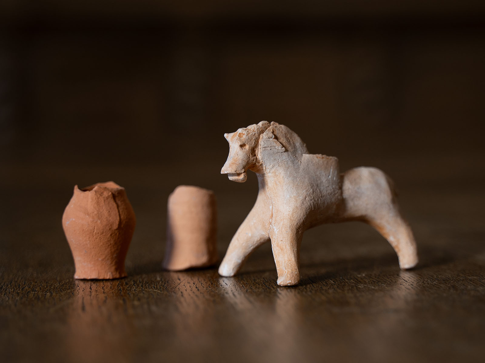 Historische Fundstücke aus der Umgebung des Ofens im Stiftsmuseum